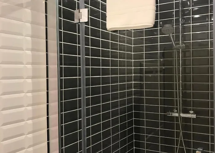 Oryza Guest House& בית חווה *